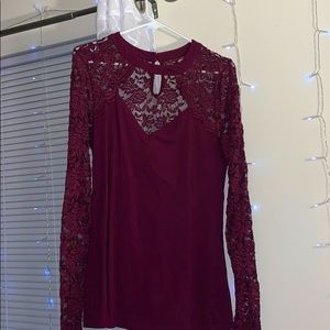 Lace long sleeved top